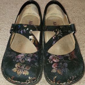 Alegria shoes